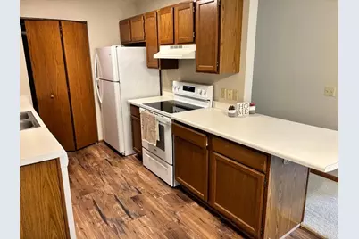 364  Minz Park Cir #3, West Bend, WI 53095 - Photo 7