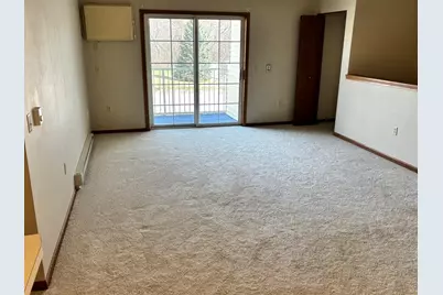364  Minz Park Cir #3, West Bend, WI 53095 - Photo 5