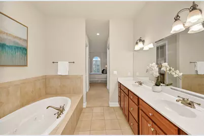 19045 N Thomson Dr #301, Brookfield, WI 53045 - Photo 17