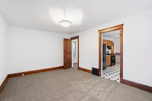 2914 S Wentworth Ave, Milwaukee, WI 53207 - Photo 9