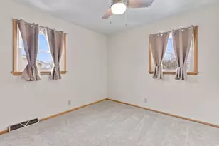 8934 W Tripoli Ave, Milwaukee, WI 53228 - Photo 15