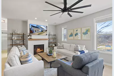 453  Mill St #802, Fontana, WI 53125 - Photo 11