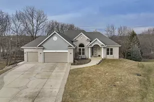 1138 Tall Oak Ct, Racine, WI 53406 - Photo 31