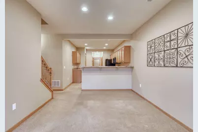 W155N7081  Amberleigh Cir, Menomonee Falls, WI 53051 - Photo 11