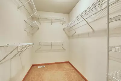 W155N7081  Amberleigh Cir, Menomonee Falls, WI 53051 - Photo 43