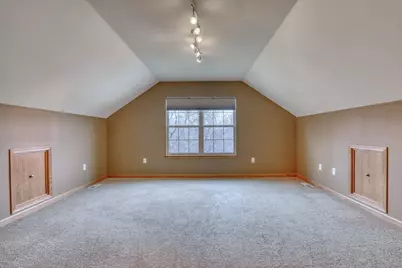 W155N7081  Amberleigh Cir, Menomonee Falls, WI 53051 - Photo 35