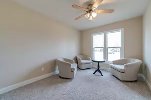 W1461 Maureen Ct, Bloomfield, WI 53147 - Photo 17