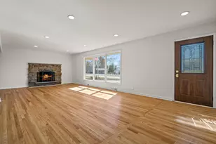 5506 82nd St, Pleasant Prairie, WI 53142 - Photo 5