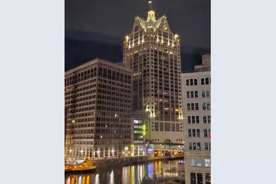 108 W Wells St #4C, Milwaukee, WI 53203 - Photo 37