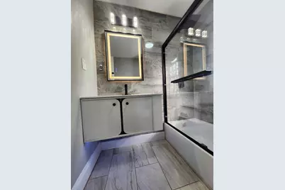 4324 N 14th St, Milwaukee, WI 53209 - Photo 5