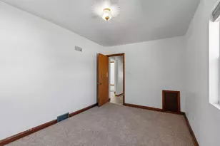 3474 E Sivyer Ave, Saint Francis, WI 53235 - Photo 11