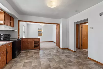 3474 E Sivyer Ave, Saint Francis, WI 53235 - Photo 5