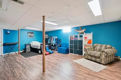 7254 S 38th St, Franklin, WI 53132 - Photo 5