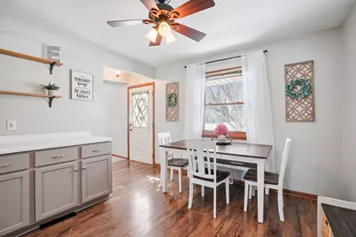 7254 S 38th St, Franklin, WI 53132 - Photo 15