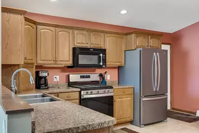 4695  Millatti Ln, La Crosse, WI 54601 - Photo 9