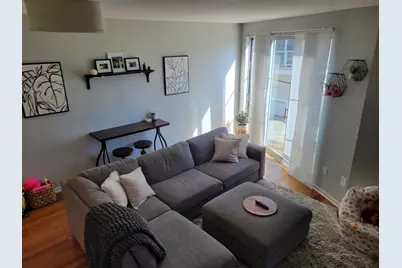 2136 N Commerce St, Milwaukee, WI 53212 - Photo 9