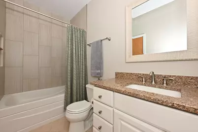 2136 N Commerce St, Milwaukee, WI 53212 - Photo 27