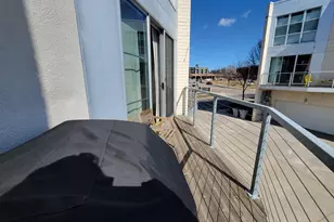 2136 N Commerce St, Milwaukee, WI 53212 - Photo 11