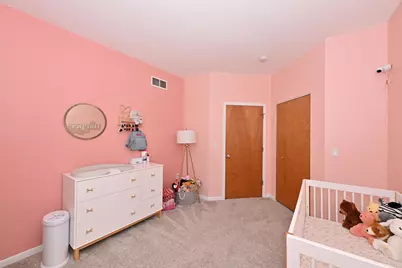 2136 N Commerce St, Milwaukee, WI 53212 - Photo 25