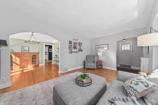 1505 N 67th St, Wauwatosa, WI 53213 - Photo 11