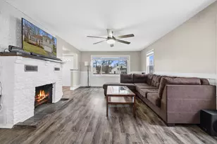 11220 11th Ave, Pleasant Prairie, WI 53158 - Photo 13