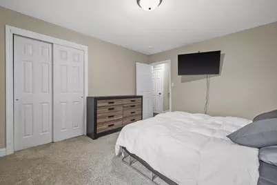 11220  11th Ave, Pleasant Prairie, WI 53158 - Photo 17