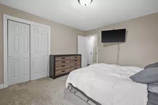 11220 11th Ave, Pleasant Prairie, WI 53158 - Photo 17