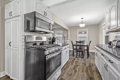 11220  11th Ave, Pleasant Prairie, WI 53158 - Photo 5