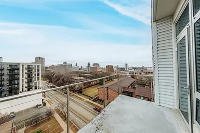 601 E Ogden Ave #810, Milwaukee, WI 53202 - Photo 25