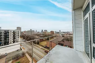 601 E Ogden Ave, Milwaukee, WI 53202 - Photo 25