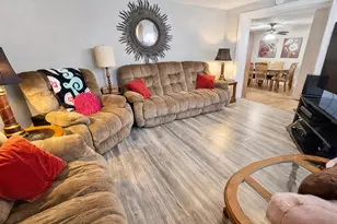 119 E Green St, Watertown, WI 53098 - Photo 7