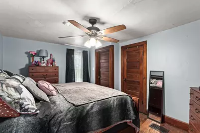 119 E Green St, Watertown, WI 53098 - Photo 17