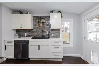 114 N 10th St, Watertown, WI 53094 - Photo 17