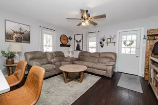 114 N 10th St, Watertown, WI 53094 - Photo 9