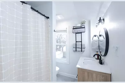 114 N 10th St, Watertown, WI 53094 - Photo 29