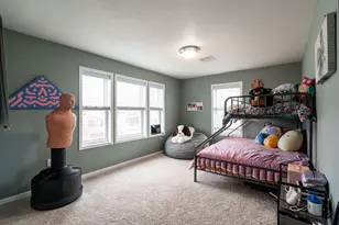 1691 N Marshall St, Milwaukee, WI 53202 - Photo 19