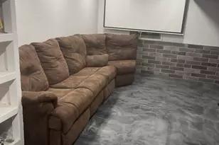 2948 S Orleans Ave, West Allis, WI 53227 - Photo 11