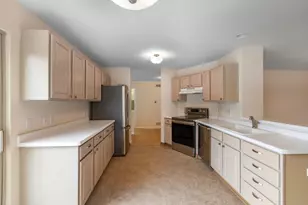 500 S Edwards Blvd, Lake Geneva, WI 53147 - Photo 9