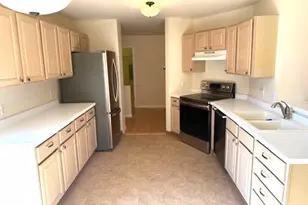 500 S Edwards Blvd, Lake Geneva, WI 53147 - Photo 7