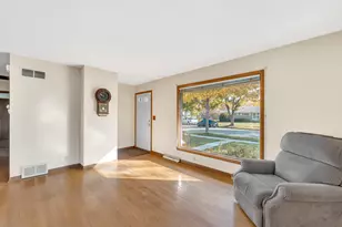 6441 N 49th St, Milwaukee, WI 53223 - Photo 5