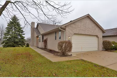 6244  Partridge Hills Dr, Racine, WI 53406 - Photo 1