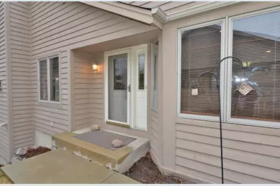 6244  Partridge Hills Dr, Racine, WI 53406 - Photo 47