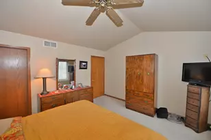 6244 Partridge Hills Dr, Racine, WI 53406 - Photo 11