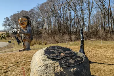 2018 N 114th St, Wauwatosa, WI 53226 - Photo 35