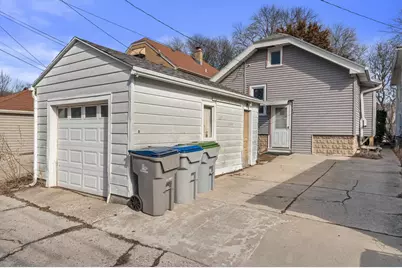 3137 S Pine Ave, Milwaukee, WI 53207 - Photo 19