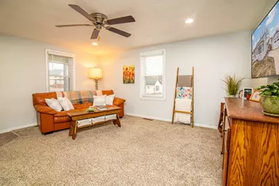 449  Taylor St, Waterloo, WI 53594 - Photo 11