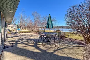 W336N6496 Lakeview Dr, Merton, WI 53066 - Photo 5