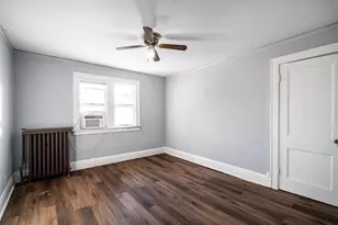 1747 S 28th St, Milwaukee, WI 53215 - Photo 17