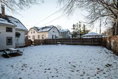 1747 S 28th St, Milwaukee, WI 53215 - Photo 27