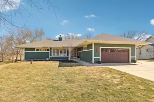 6801 Lorraine Cir, Racine, WI 53185 - Photo 5